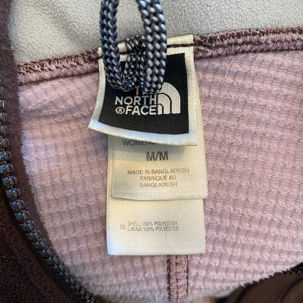 Woman’s full zip North Face jacket - Picture 5 of 5